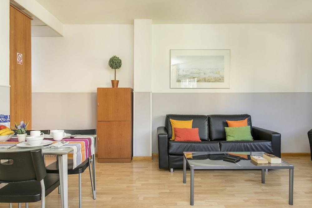 Apartments Sata Park Guell Area Barcelona Luaran gambar