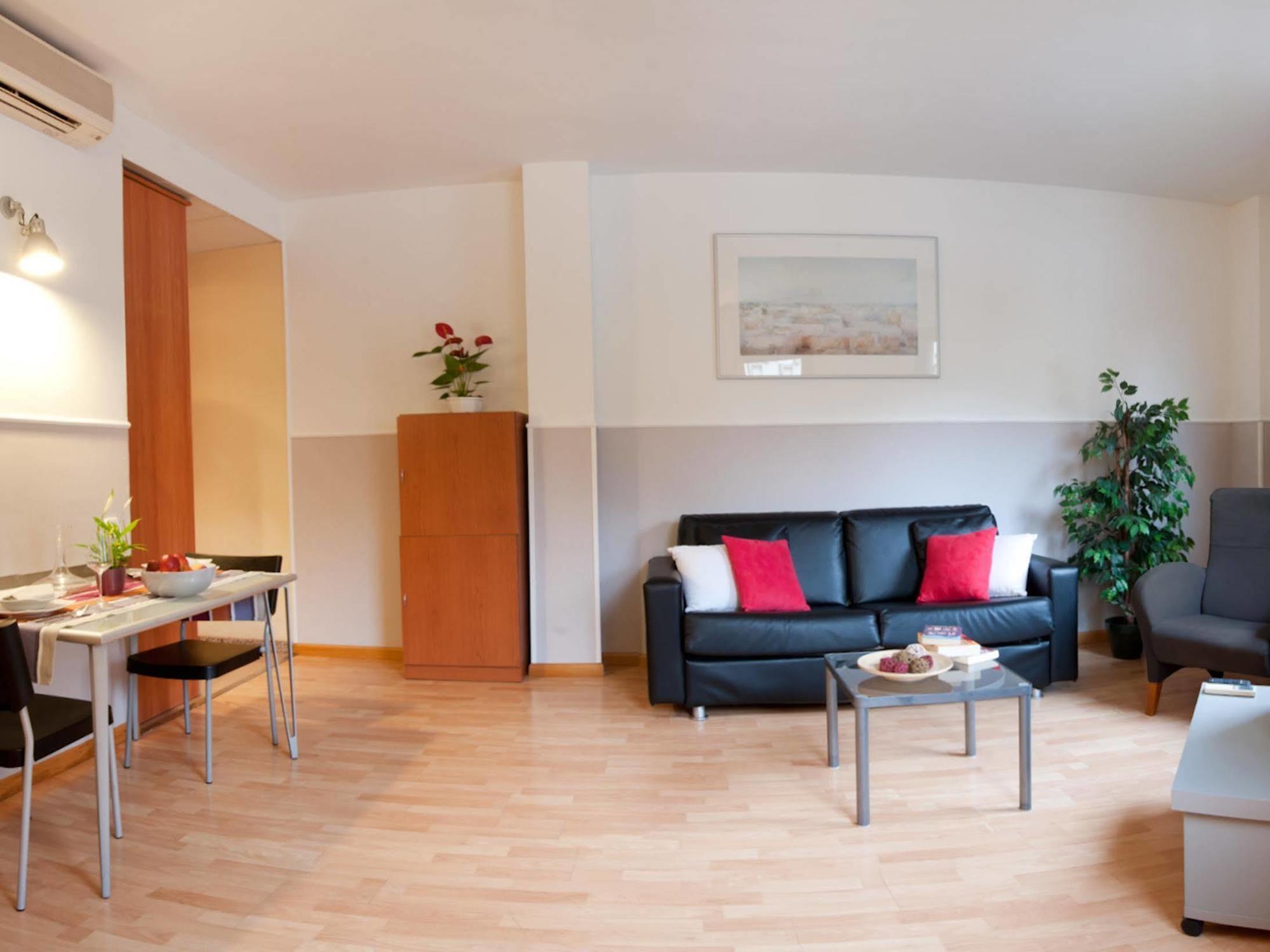 Apartments Sata Park Guell Area Barcelona Luaran gambar